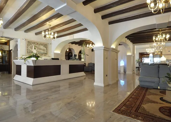 Aldo Moro Hotel 3*